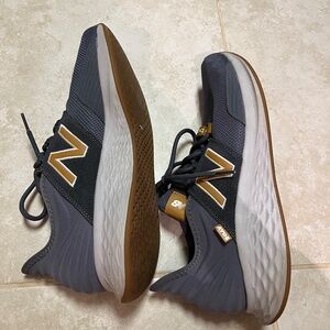 Men’s New Balance Tennis Shoes